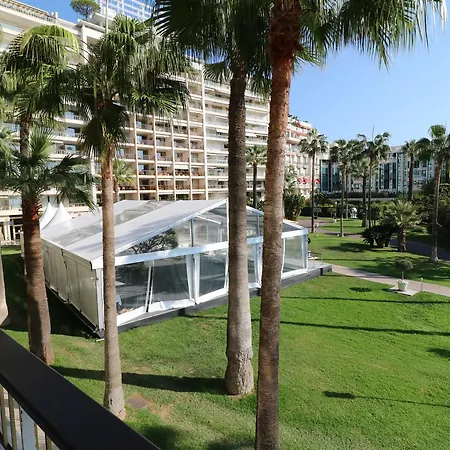 1 Bedroom Grand *
