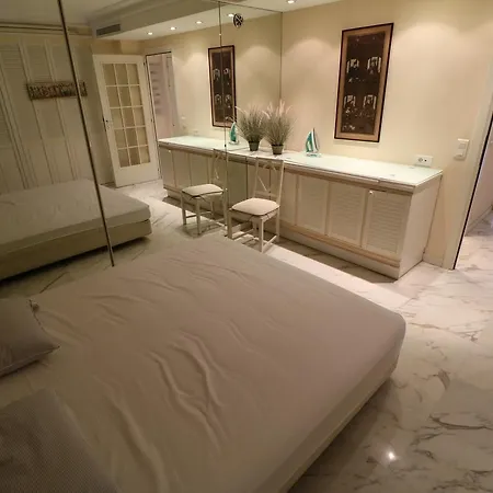 1 Bedroom Grand * 戛纳
